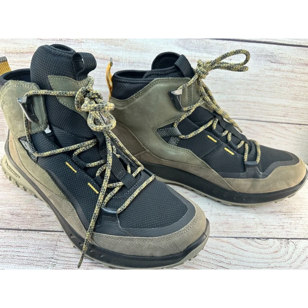 ECCO Ultra Terrain Waterproof Mid-cut Hiking Boot Mens Size 9-9.5 Tarmac Leather